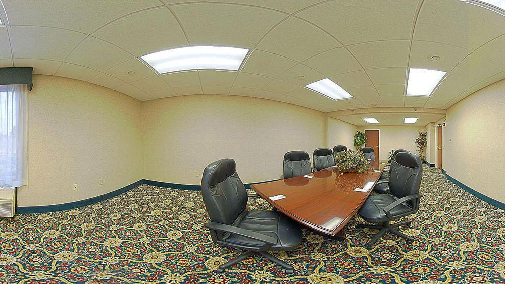 Holiday Inn - St. Petersburg West By Ihg Dış mekan fotoğraf