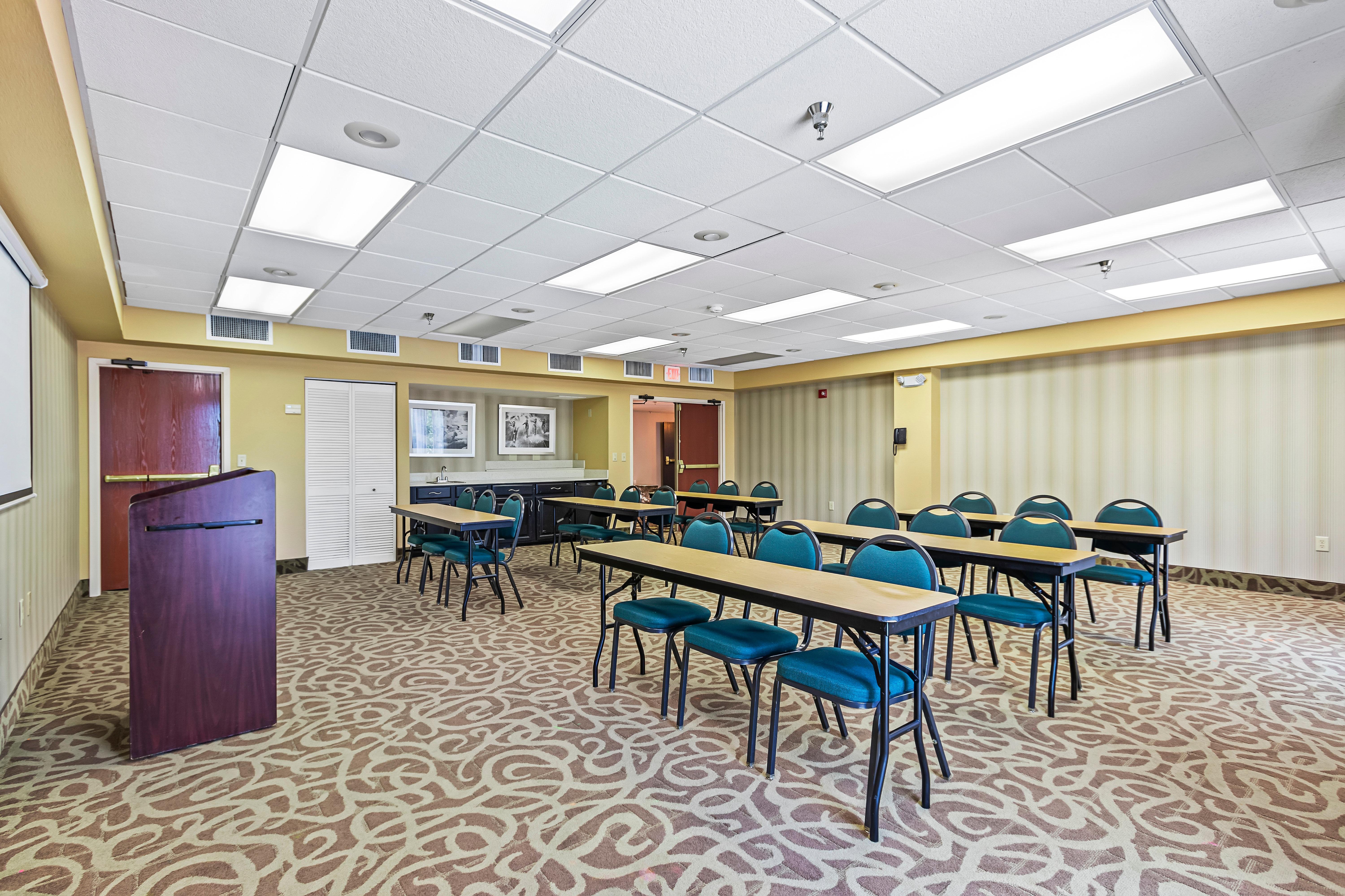 Holiday Inn - St. Petersburg West By Ihg Dış mekan fotoğraf