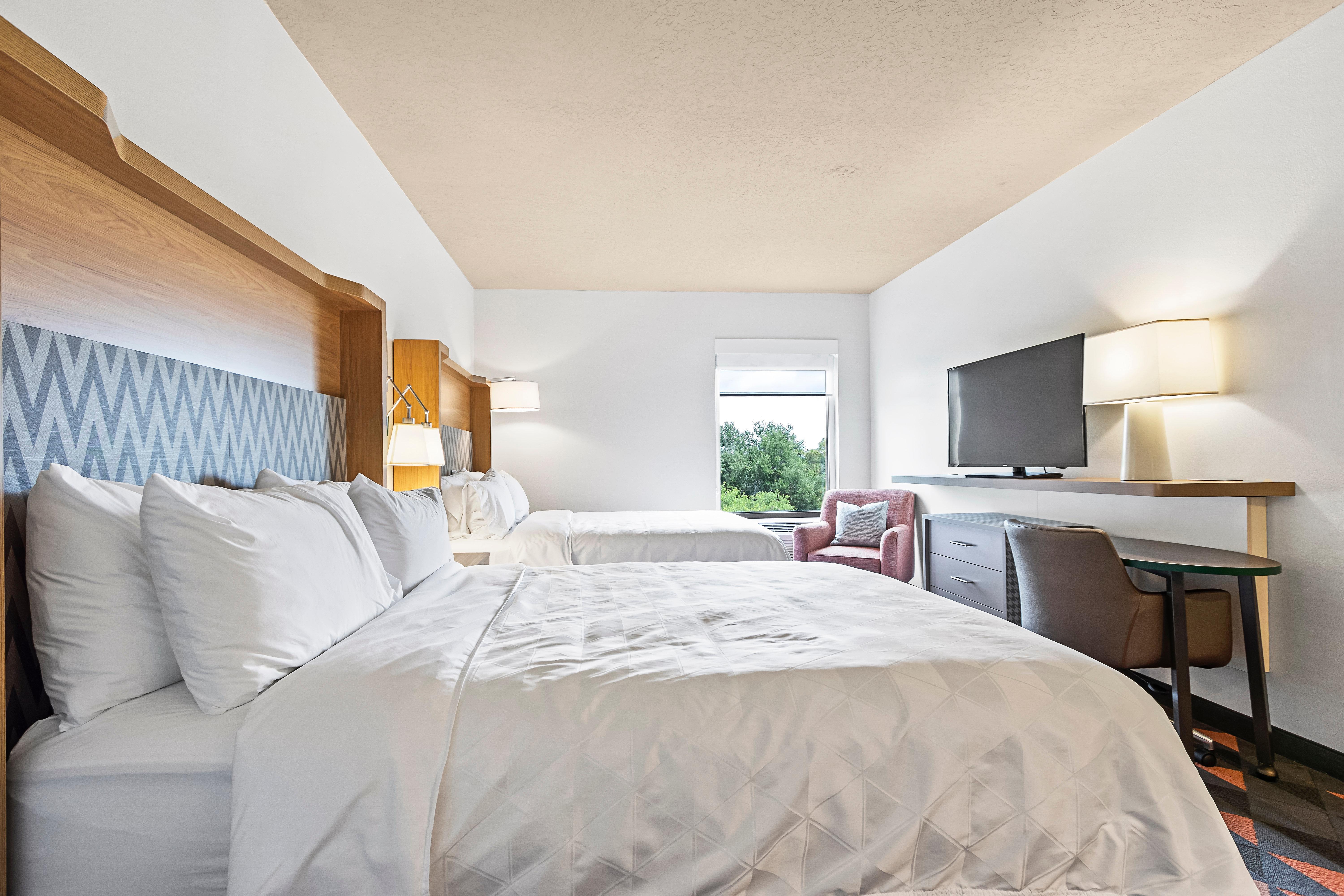 Holiday Inn - St. Petersburg West By Ihg Dış mekan fotoğraf