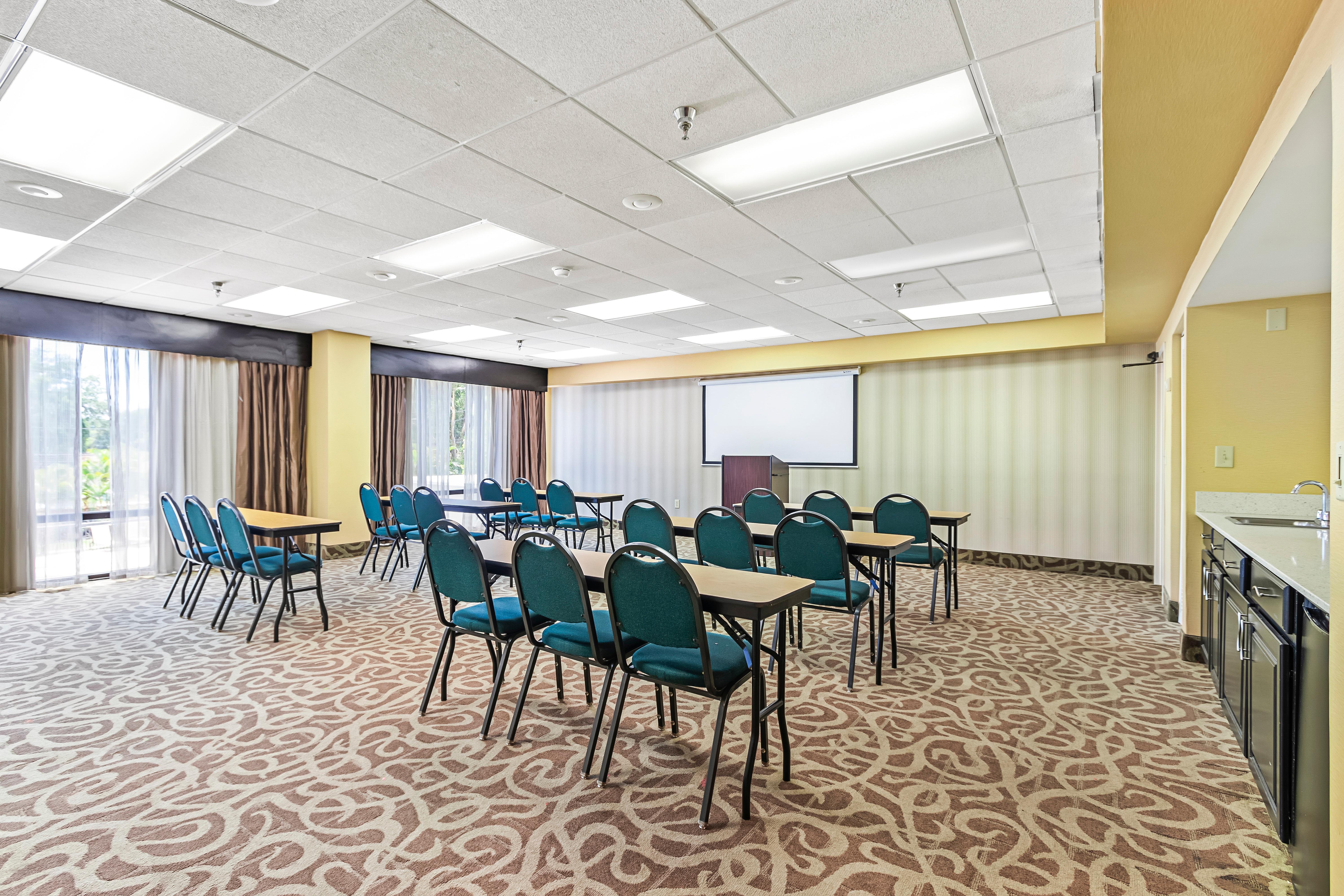 Holiday Inn - St. Petersburg West By Ihg Dış mekan fotoğraf
